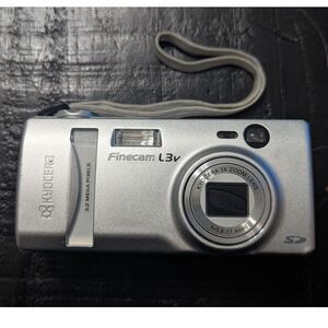 Kyocera Finecam L3v 3.2MP Digital Camera – Silver – For Parts/Repair with Case